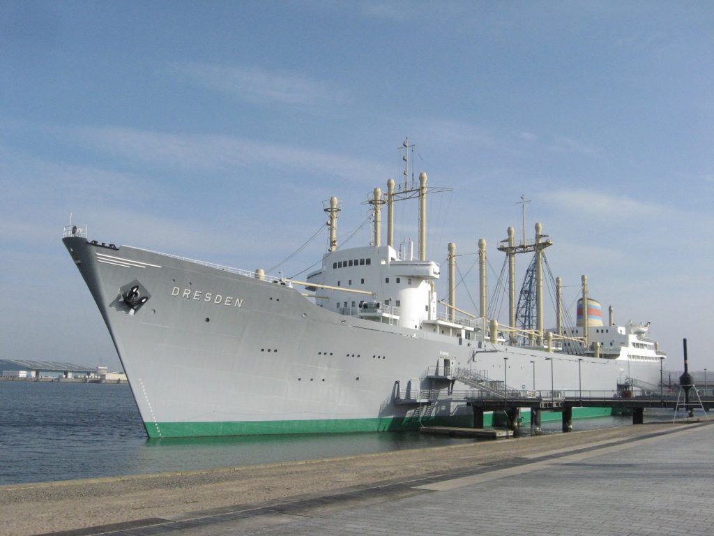 Hausbooturlaub - Erlebnisse auf dem Wasser 2 Traditionsschiff Ros 03GmbH IMG 4764 Janes Magazin